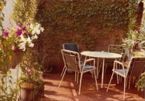 Historisches Foto - Terrasse - Margarete Schütte-Lihotzky Wohnung, Wien, Margareten