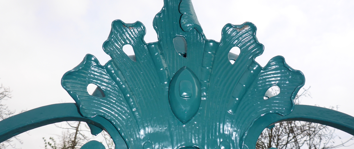 Gittertoraufsatz Nr. 03, Sanierung durch Schmiedetechnik Steiner